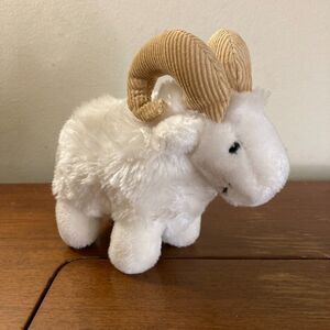Vintage 80s Dakin Bighorn Sheep White Plush Stuffed Animal (1985) EUC